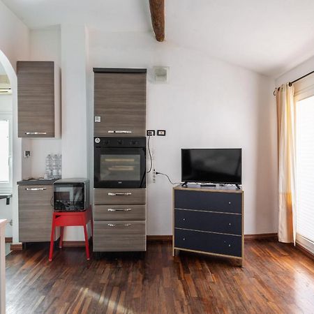 Studio Malcontenti Con Terrazzo By Wonderful Ltaly Bologna Exteriör bild