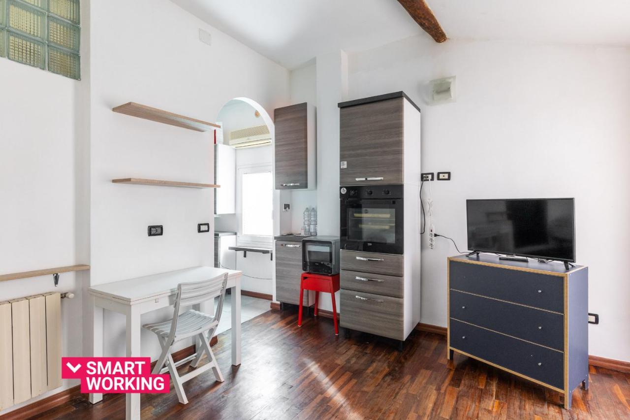 Studio Malcontenti Con Terrazzo By Wonderful Ltaly Bologna Exteriör bild