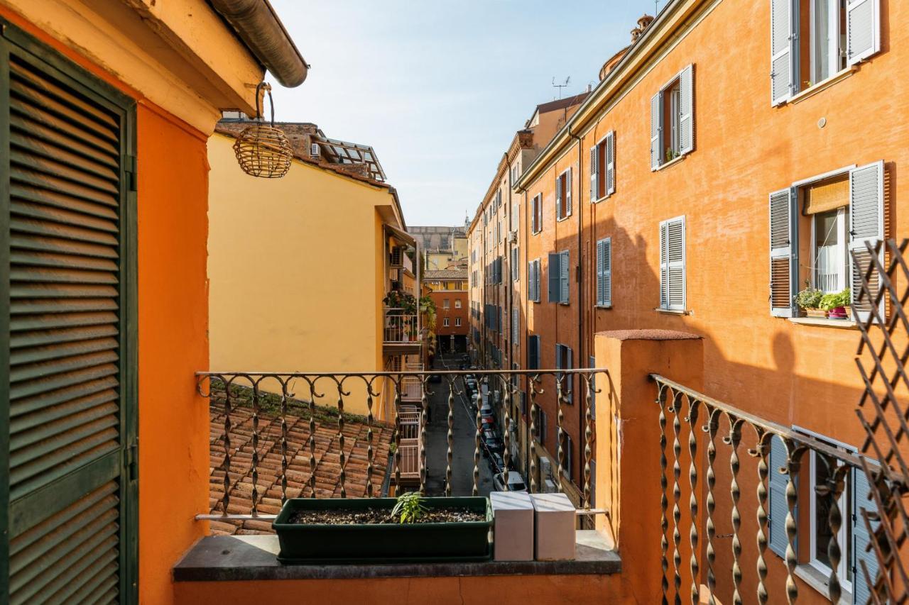 Studio Malcontenti Con Terrazzo By Wonderful Ltaly Bologna Exteriör bild