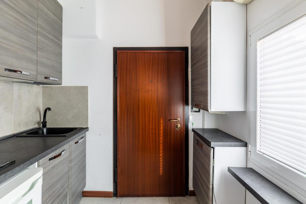 Studio Malcontenti Con Terrazzo By Wonderful Ltaly Bologna Exteriör bild